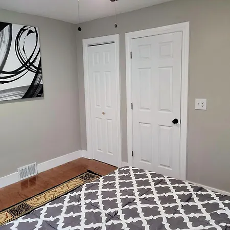 Sweet Home, King Bed, Backyard And Parking Buffalo Exterior photo